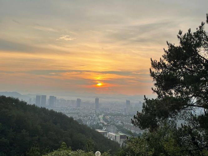 安吉30天天气预报,安吉30天天气预报情况-第4张图片-巾百福 安吉30天天气预报,安吉30天天气预报情况-第4张图片-巾百福