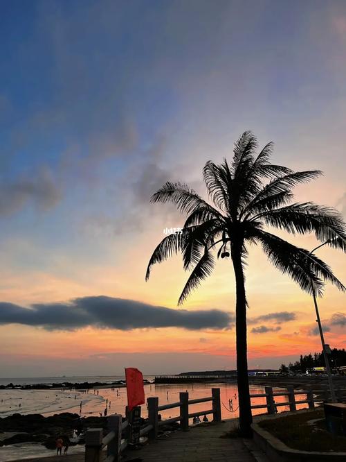 吴川天气预报30天,吴川天气预报30天准确 一个月查询?-第4张图片-巾百福 吴川天气预报30天,吴川天气预报30天准确 一个月查询?-第4张图片-巾百福